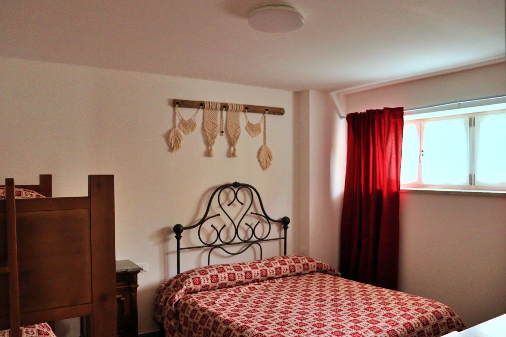 Lo Barbaboc Aparthotel Charvensod Exterior photo